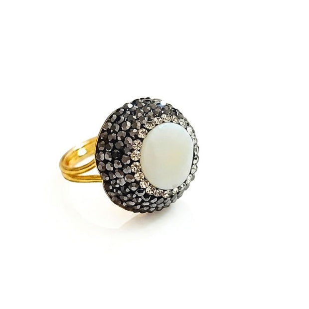 Handcrafted Divina ring featuring a shimmering white Mother of Pearl stone on a gold-plated band - Anima Collection by Iottigleam