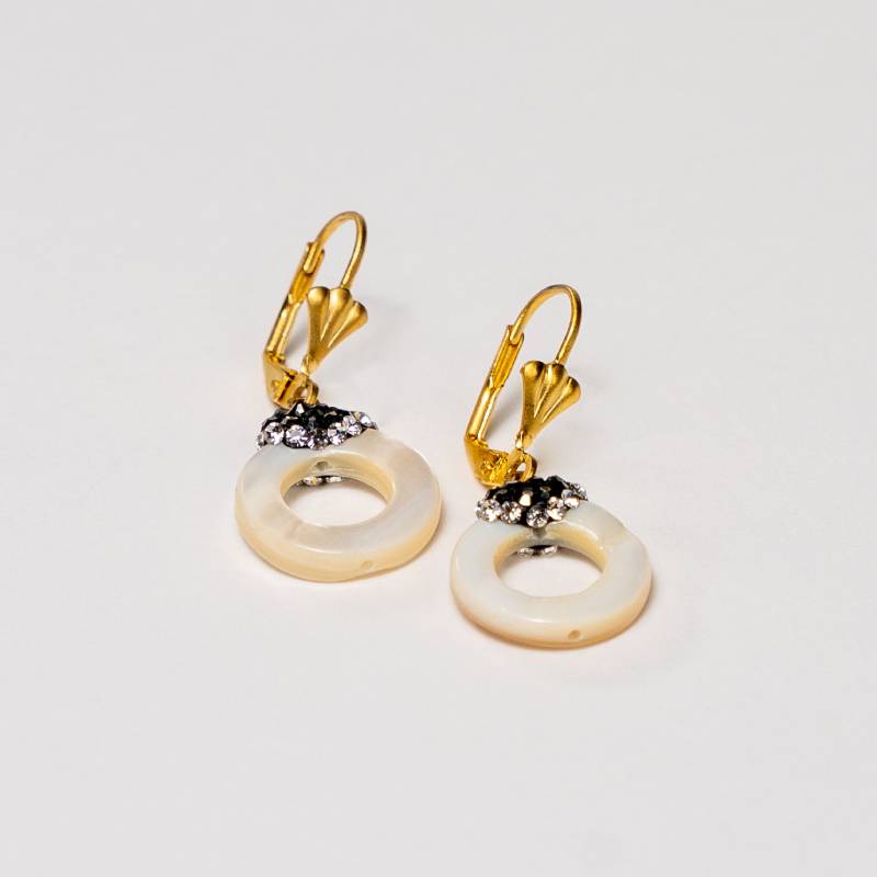Handcrafted Iris II earrings featuring a natural sea shell stone - Anima Collection by iottigleam
